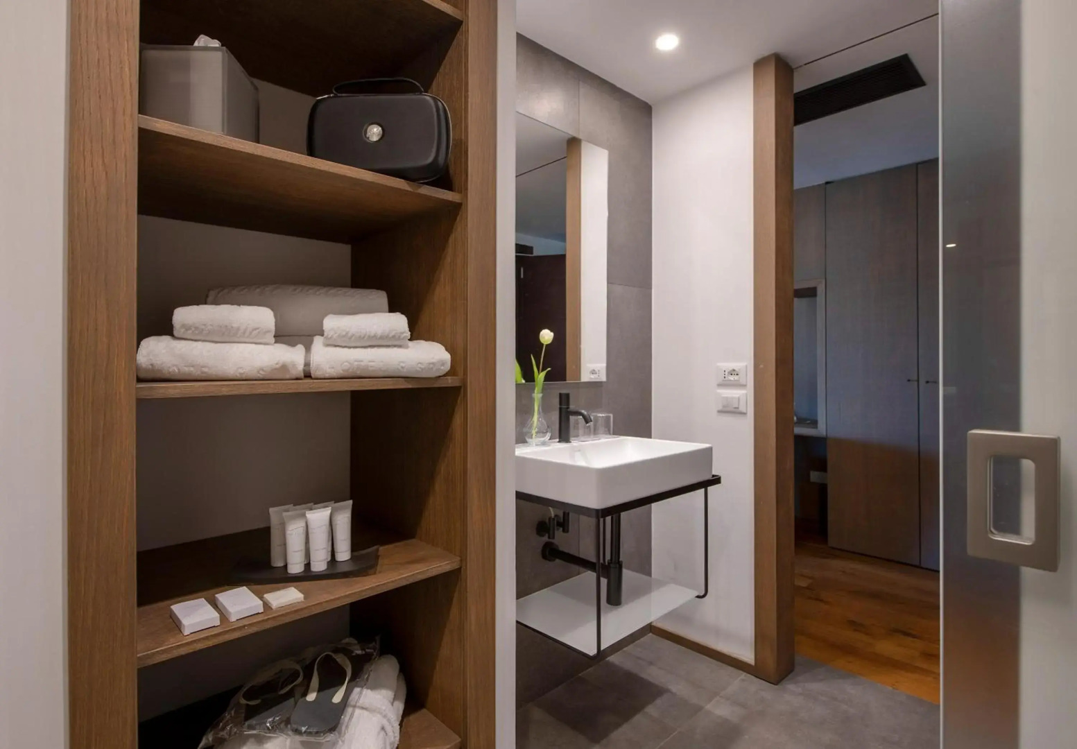 Sport Village Hotel & Spa