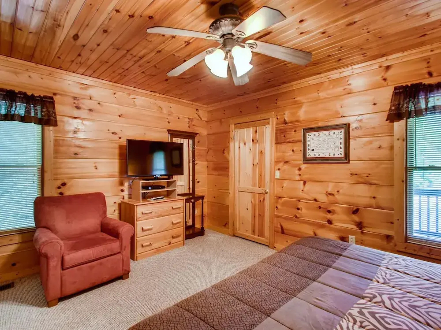 Bear Hug by RedAwning