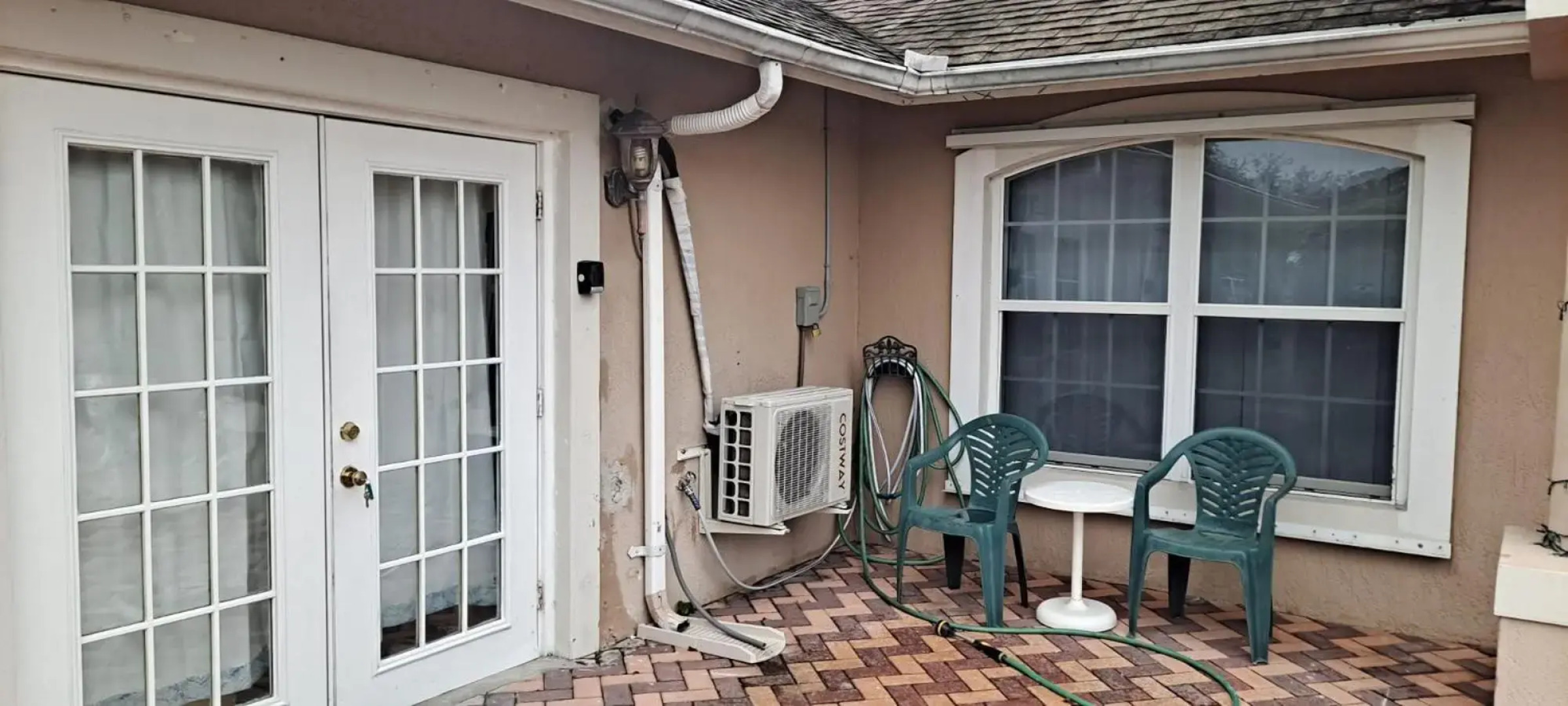 Room in Guest room - Small Studio apartmen