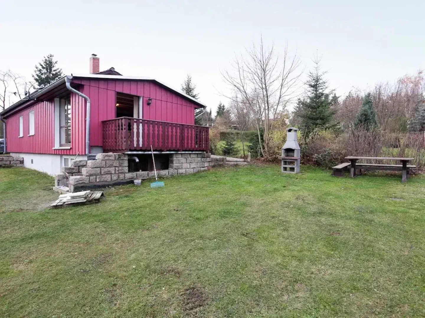 Quaint Holiday Home in Güntersberge near Lake