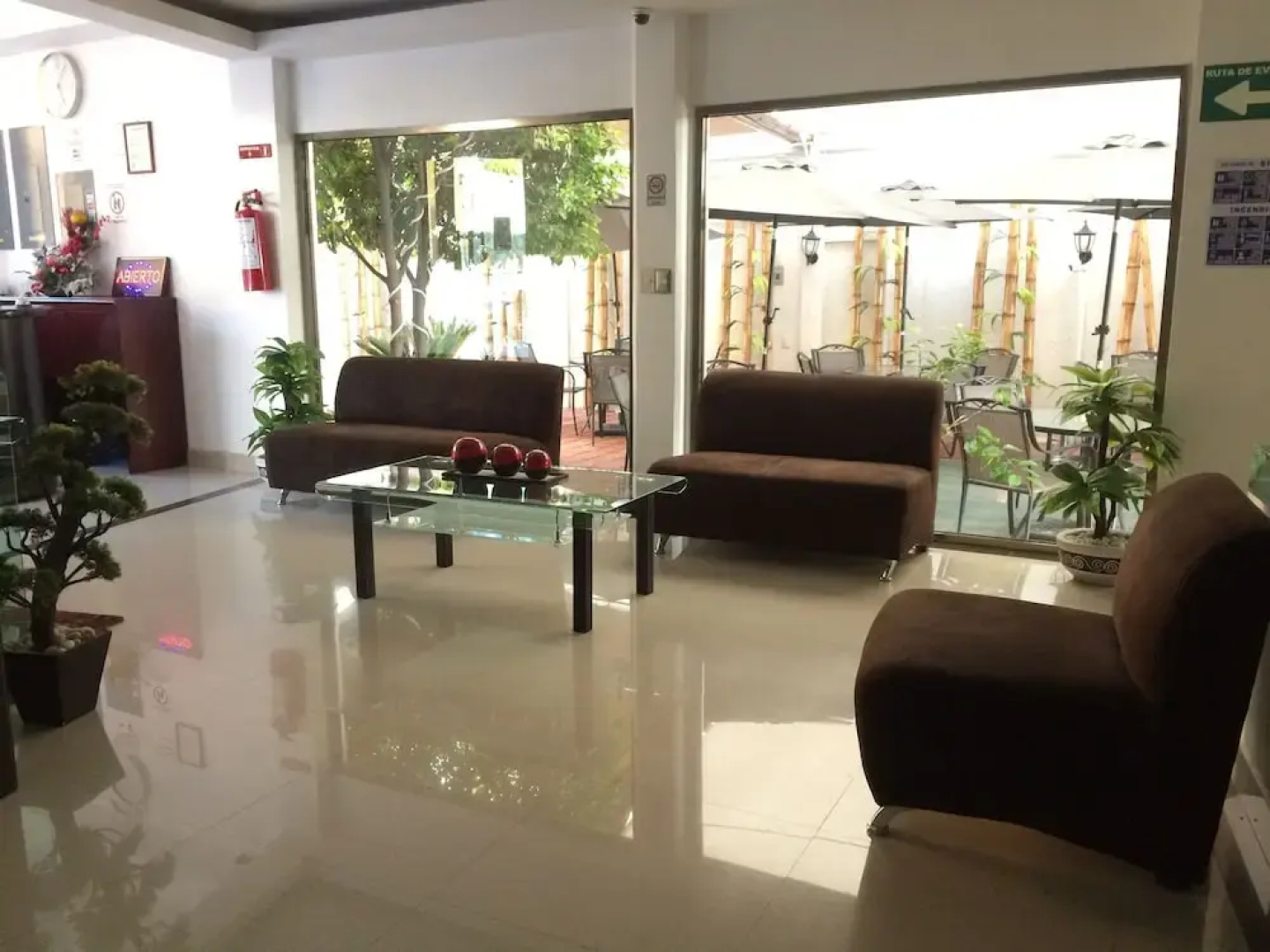 Hotel los faroles