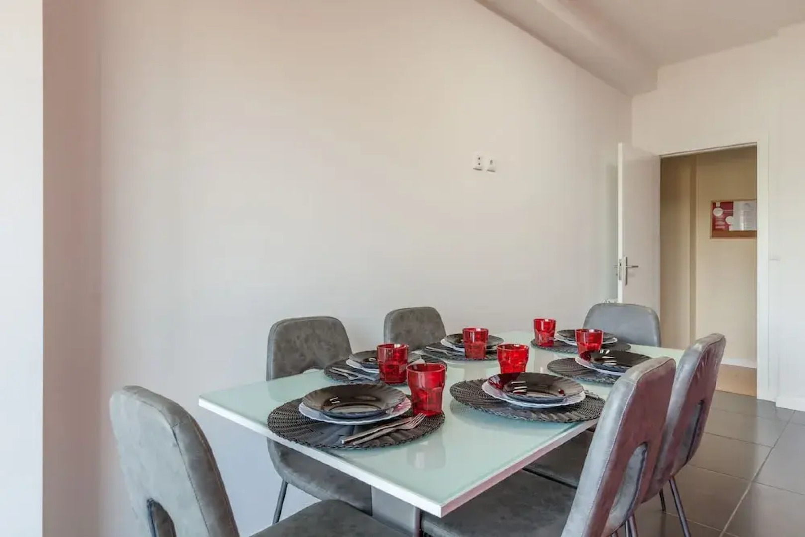 Feel at Home - Private Parking