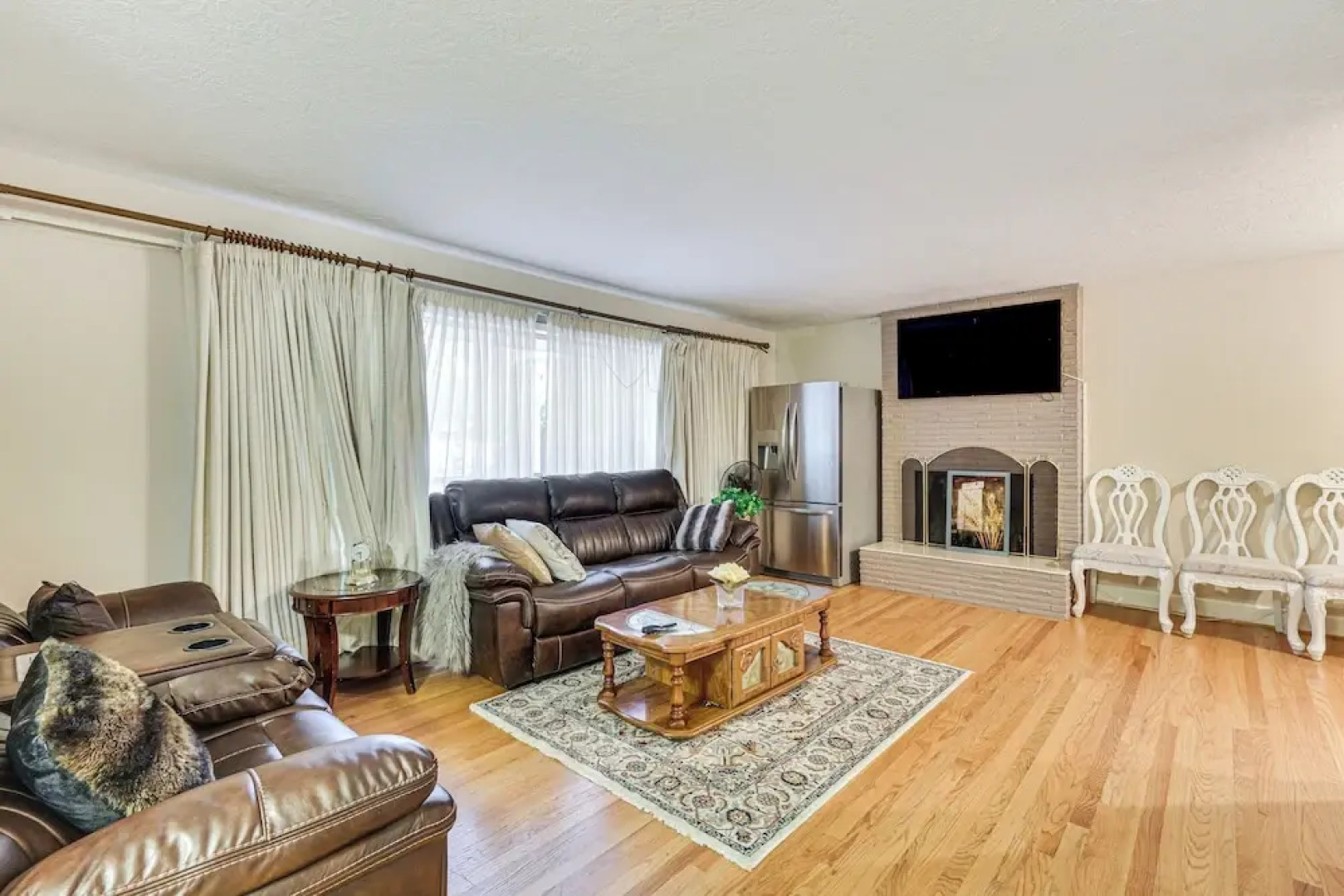 Spacious Portland Area Home w/ Fenced Yard