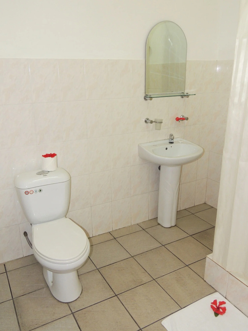 Reef Holiday Apartments