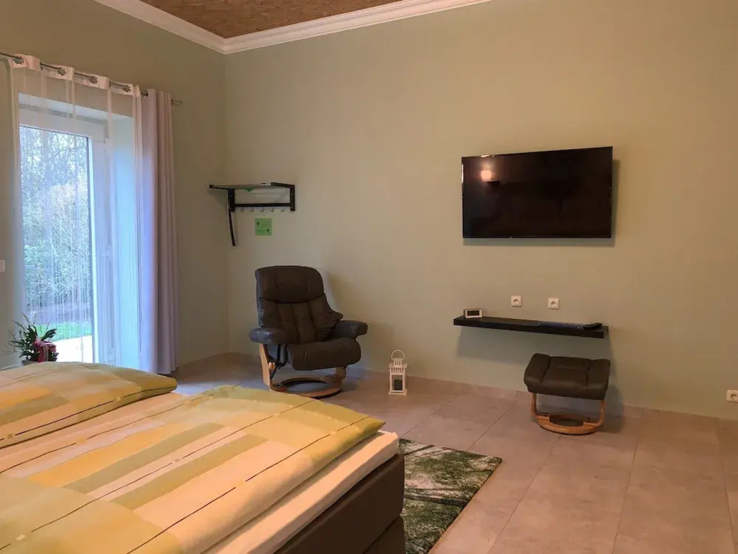 Apartment Garten near Airport