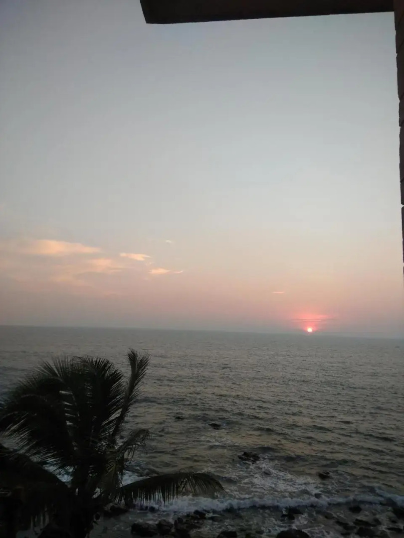 Goroomgo Om Ganesh Naik Cliff Side Guest House Goa