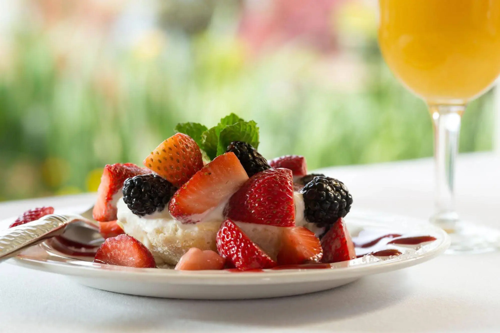 Lookout Point Lakeside Inn