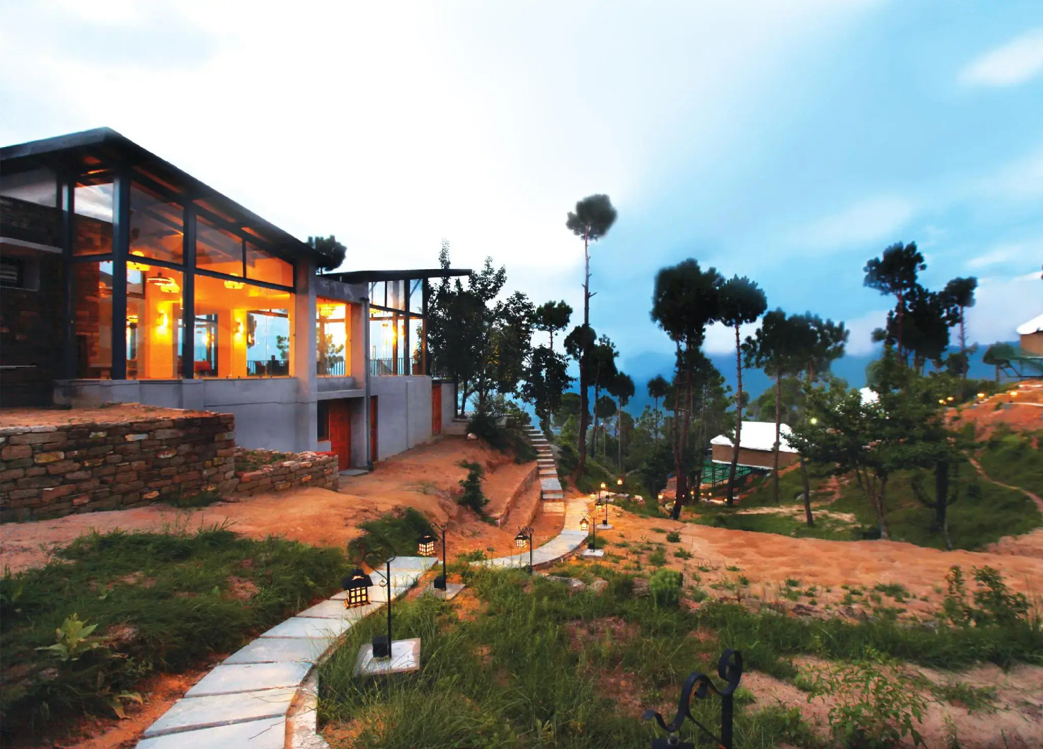 Queens Meadows by Sunshine & Smiles