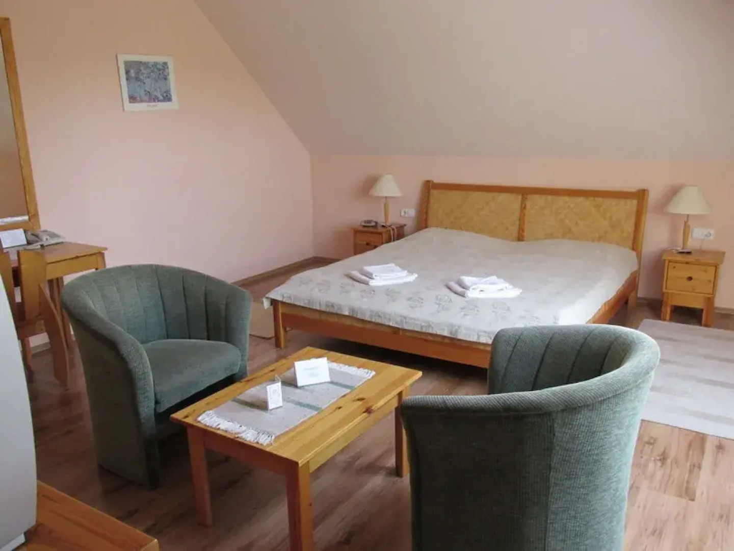 Józsi Bácsi Vendéglője és Szállodája