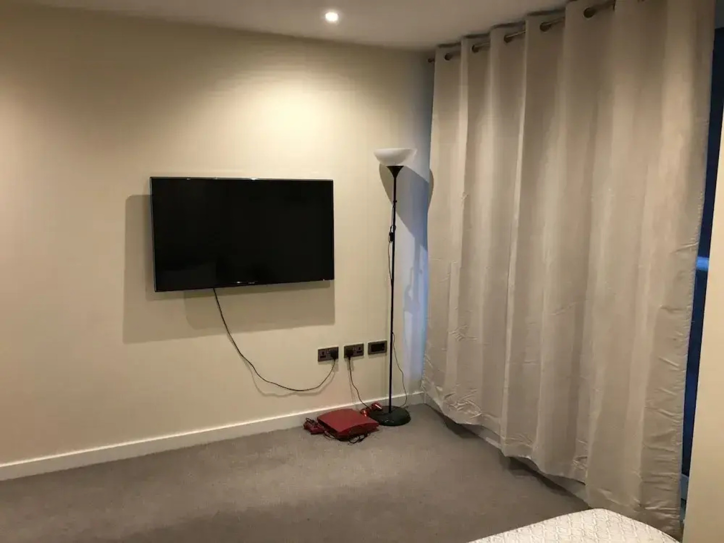 Chelmsford Service Apartment