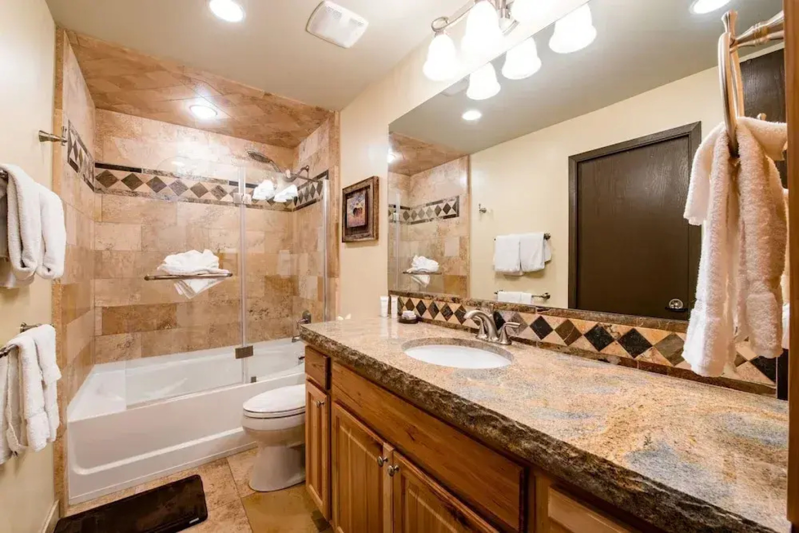 Three Kings Condo Near the Lifts by RedAwning