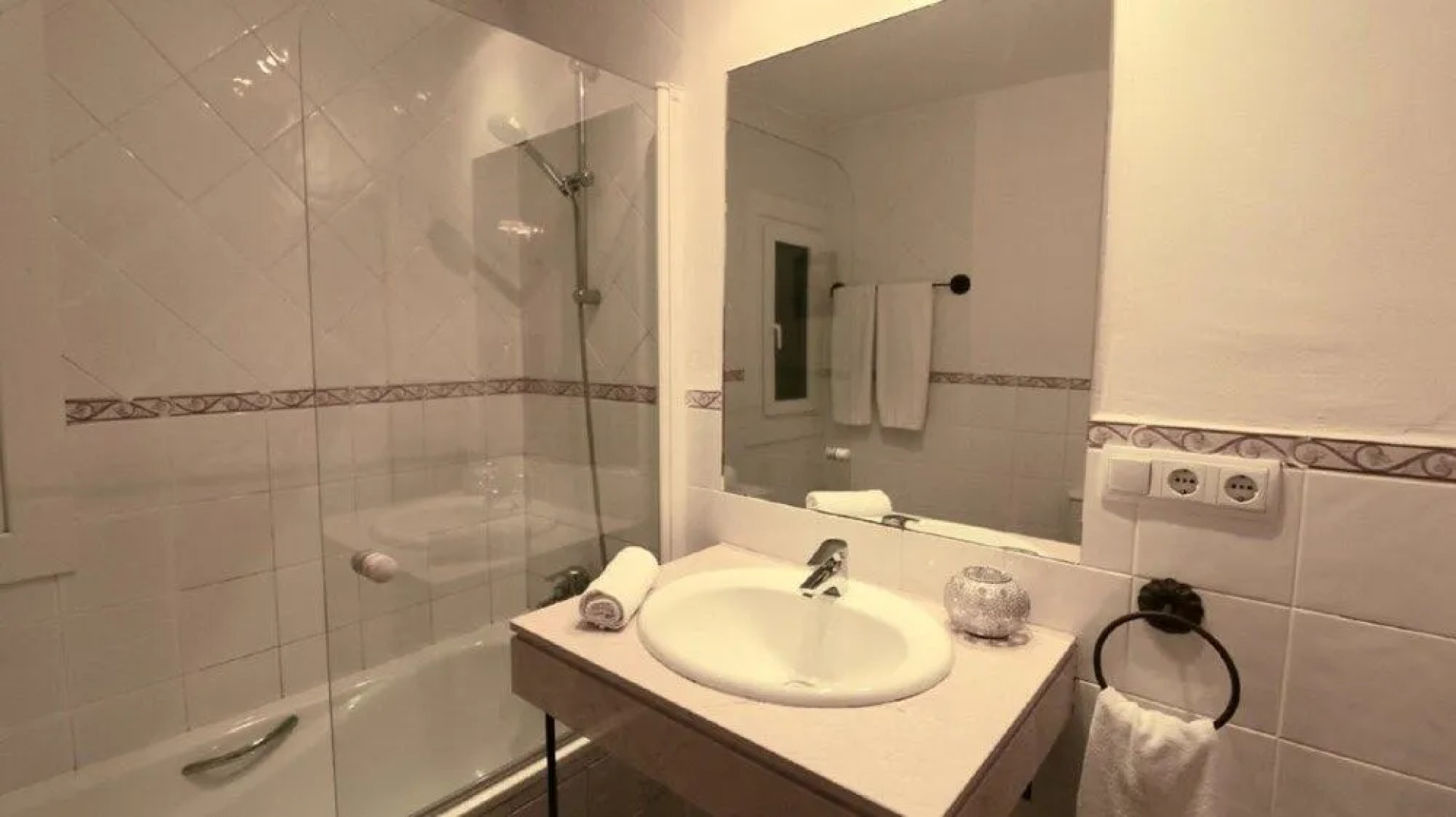 Casona De Navalmedio