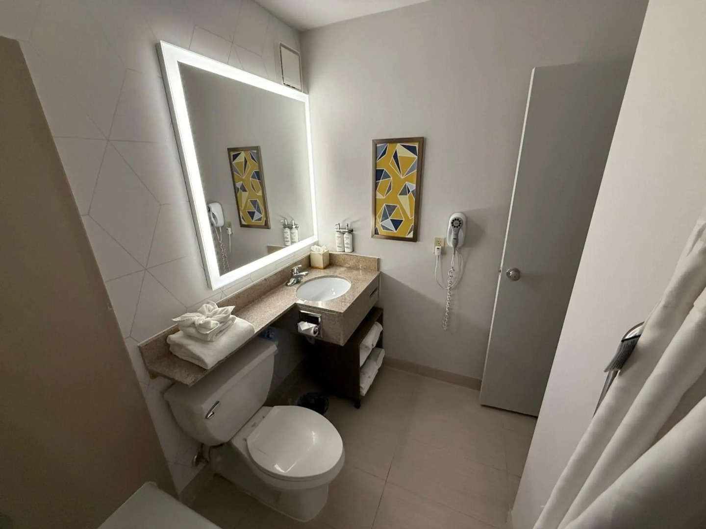 Best Western Greentree Inn & Suites