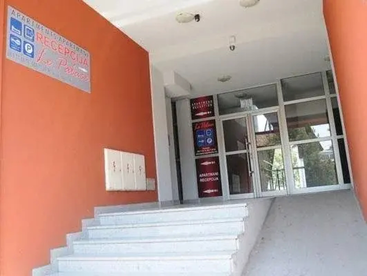 Le Palace Apartments