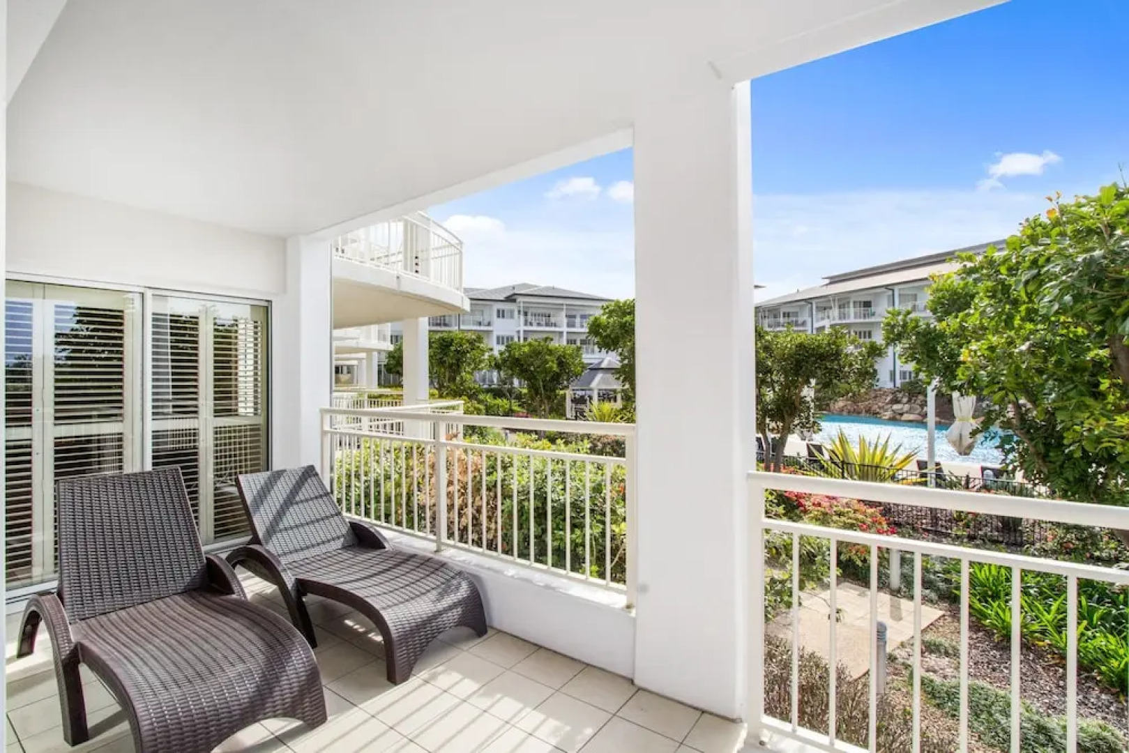 Resort On The Beach 4118/19