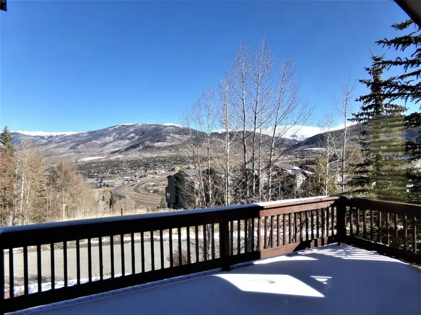 Prospector Village 4 Bed 3 Bath