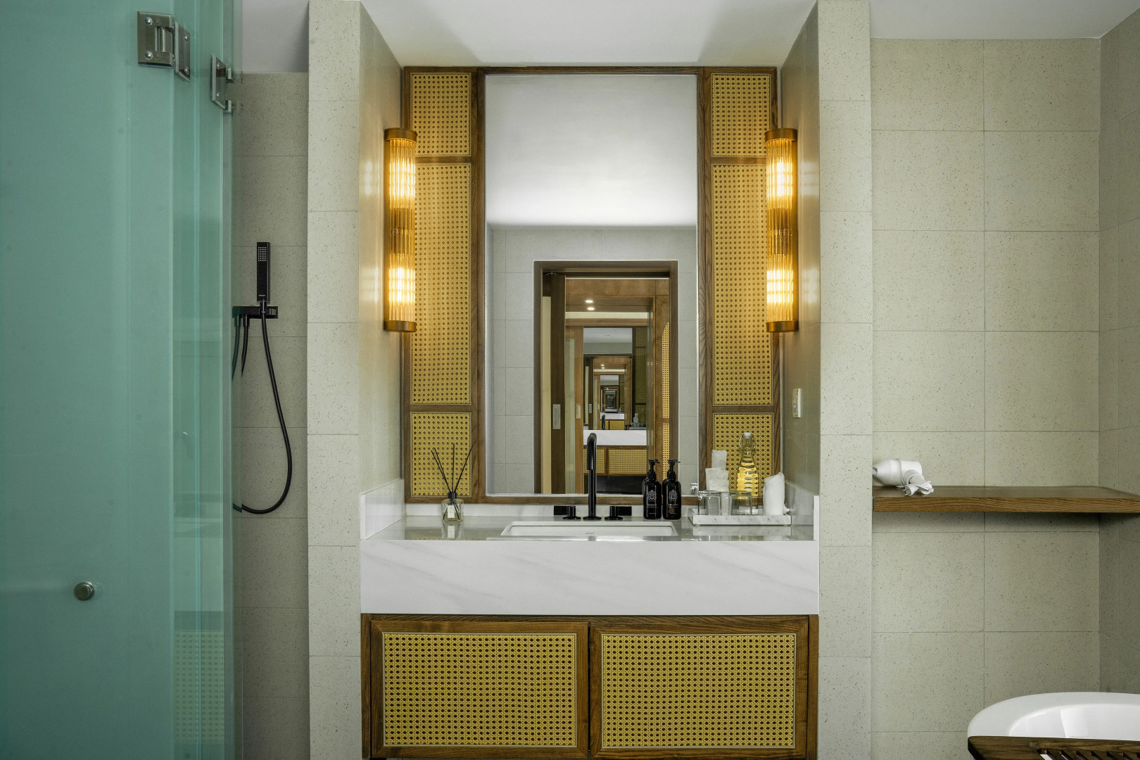 Курортный Oтель Sarai and Wander