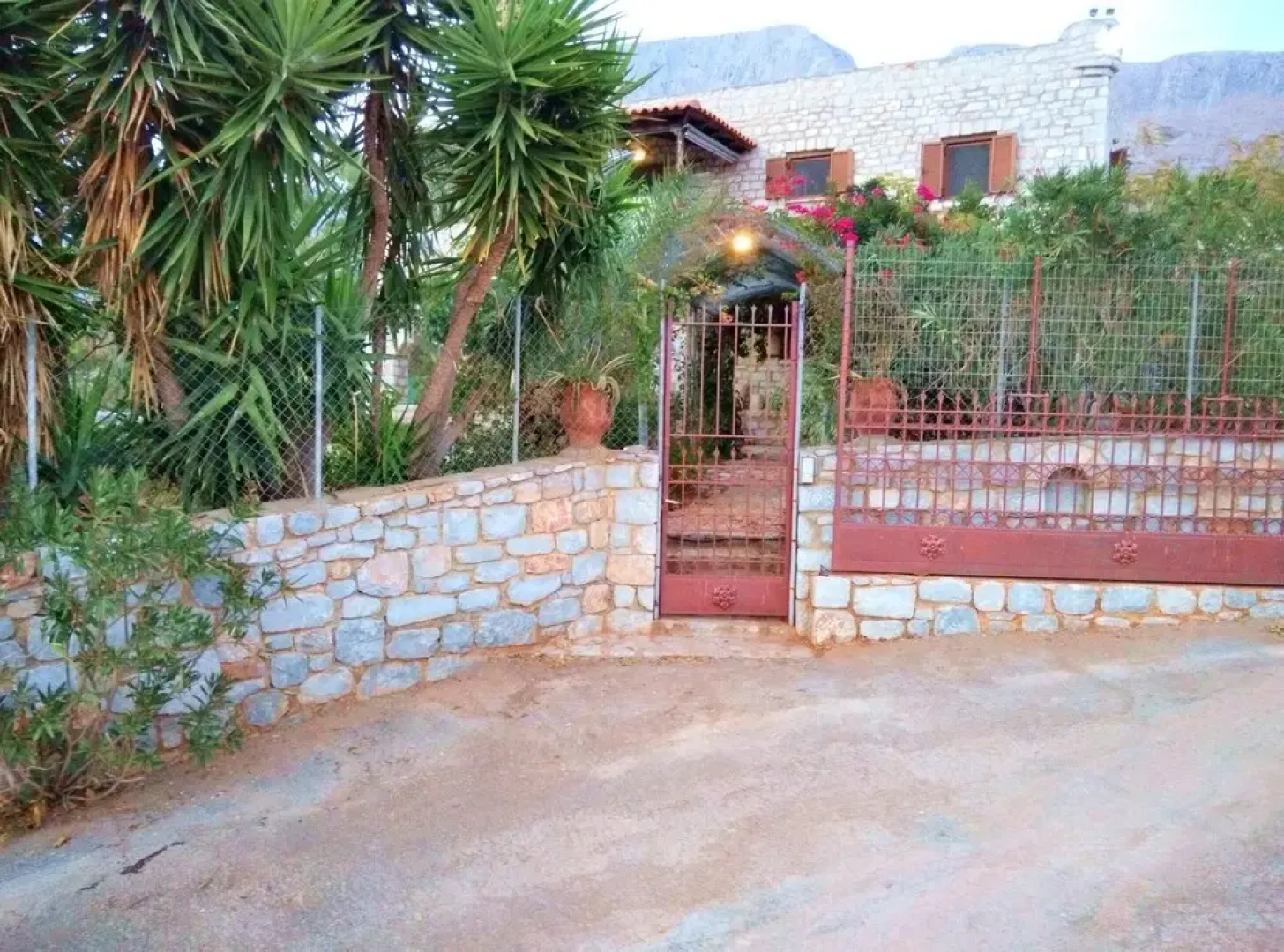 Studio in Gialia, With Wonderful sea View and Enclosed Garden