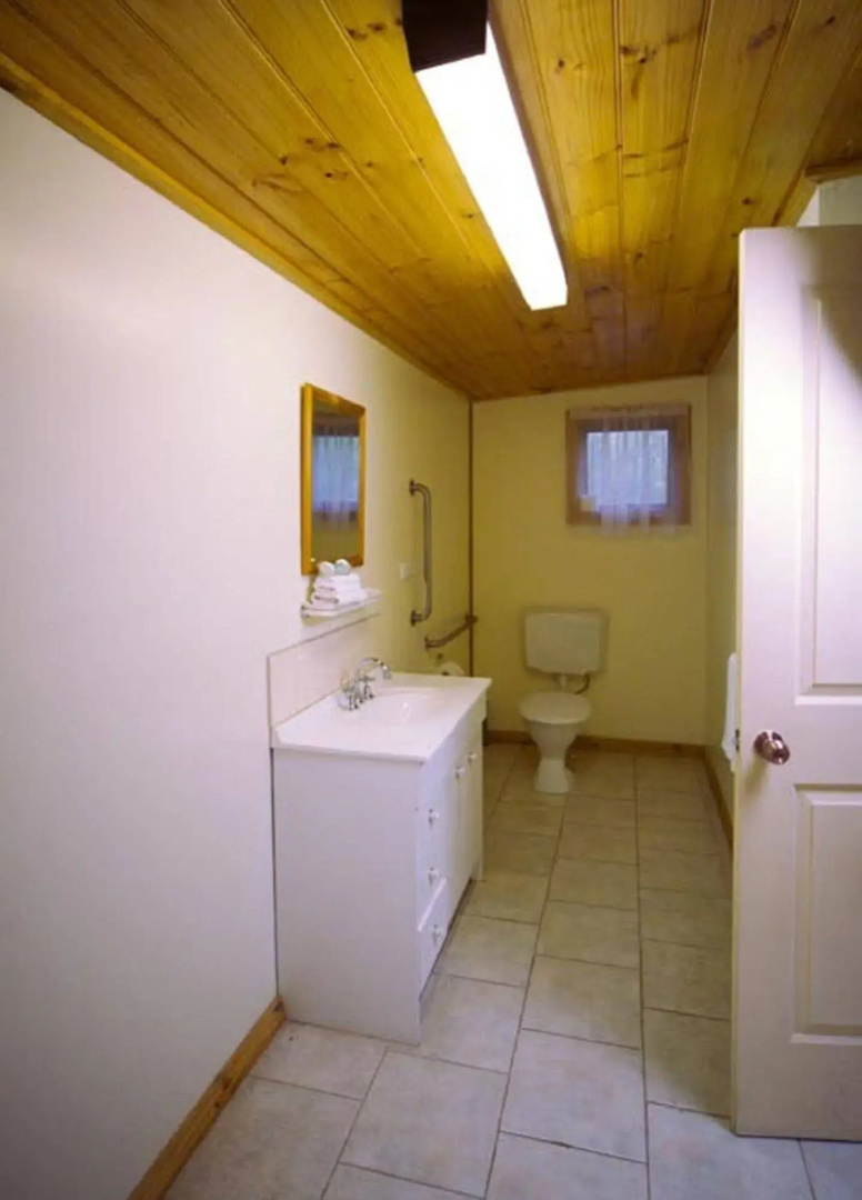 Sanctuary House Healesville Motel