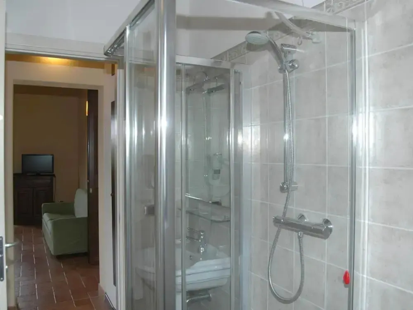 Holiday Home With Pool in Camporgiano