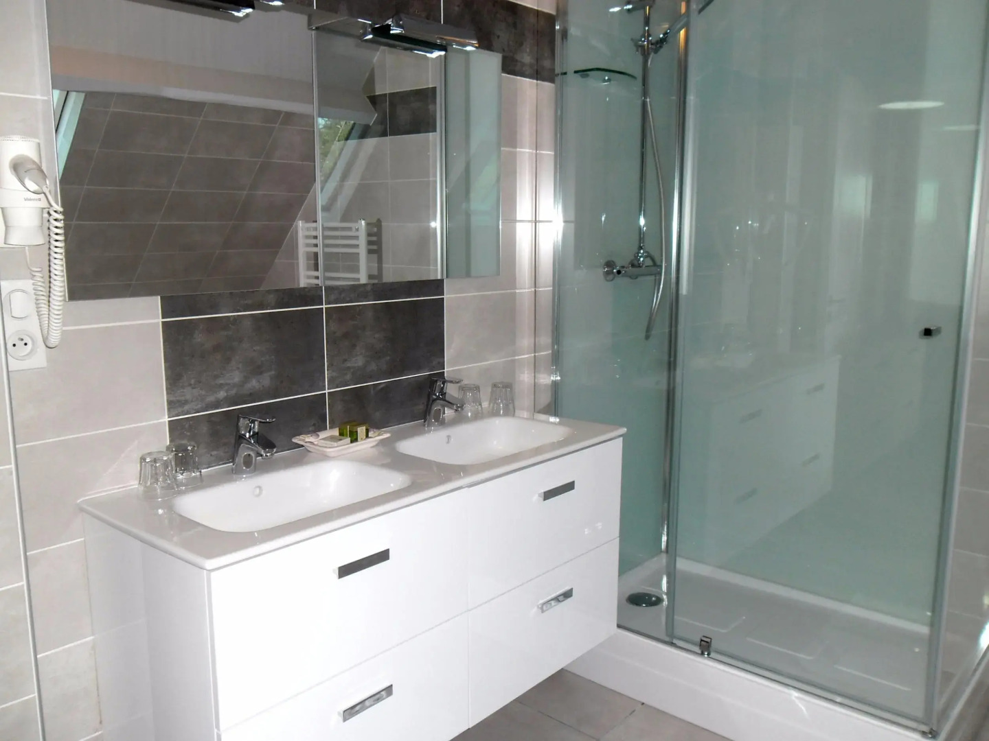 Logis Hôtel - Les Collines