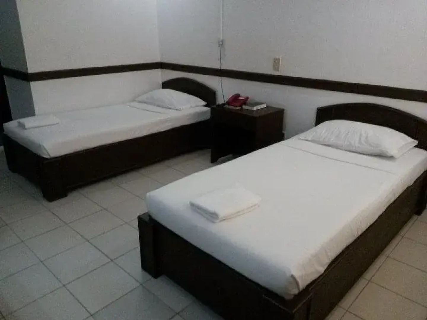 MVW Hotel & Restaurant