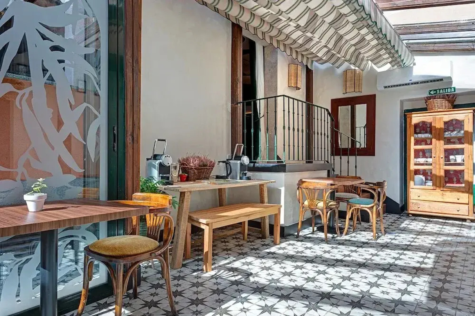 Hospedium Hotel La Farm