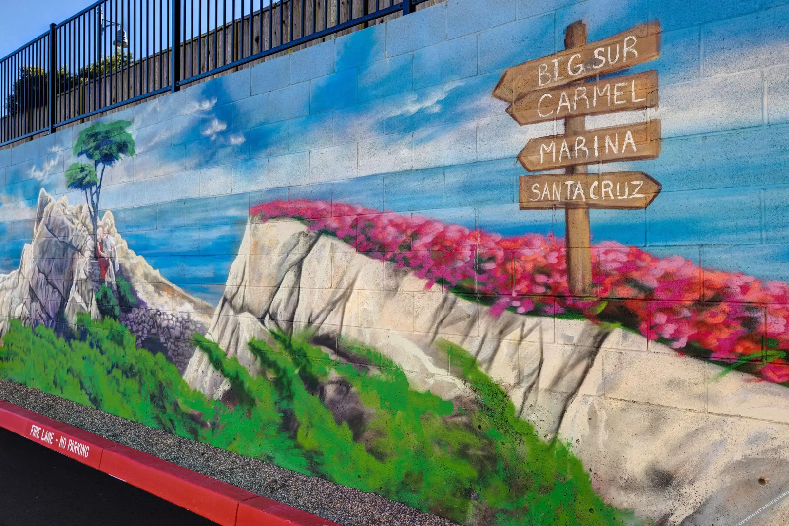 Hampton Inn & Suites Marina