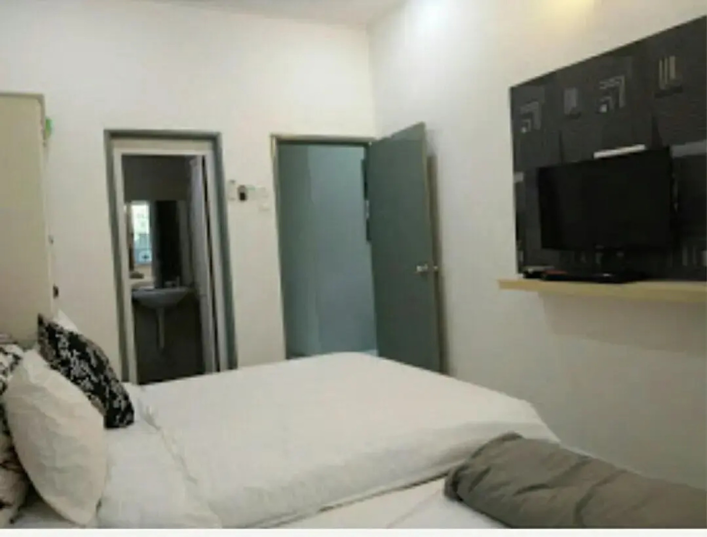 Stay 99 House