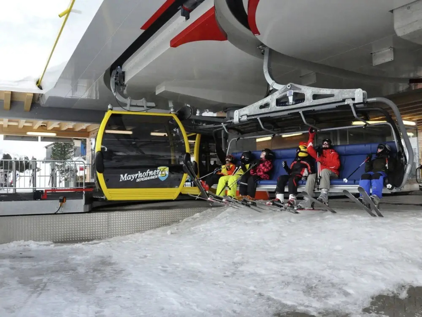 Plush Farmhouse in Ramsau im Zillertal near Ski Area