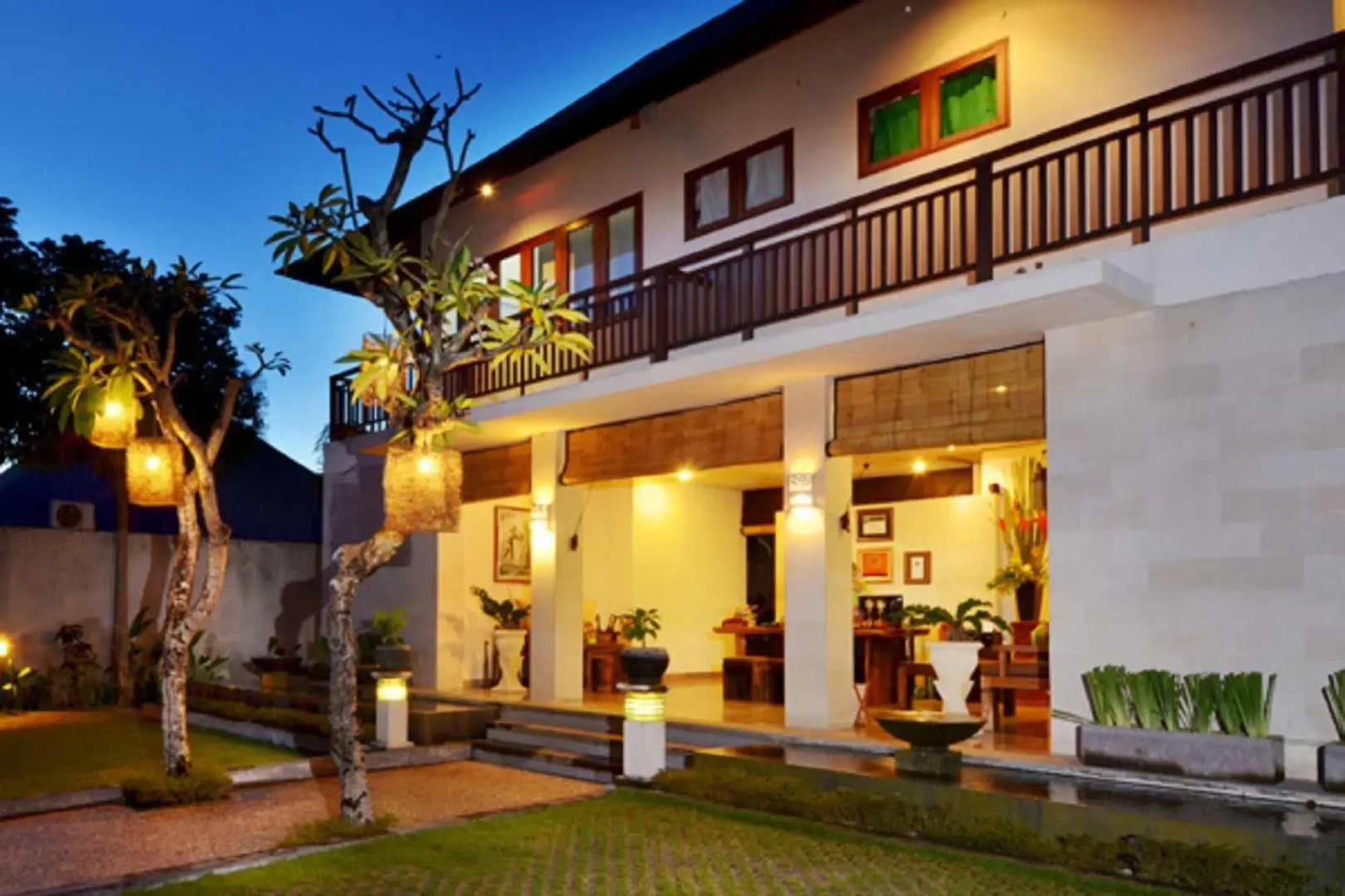 The Khayangan Dreams Villa Umalas