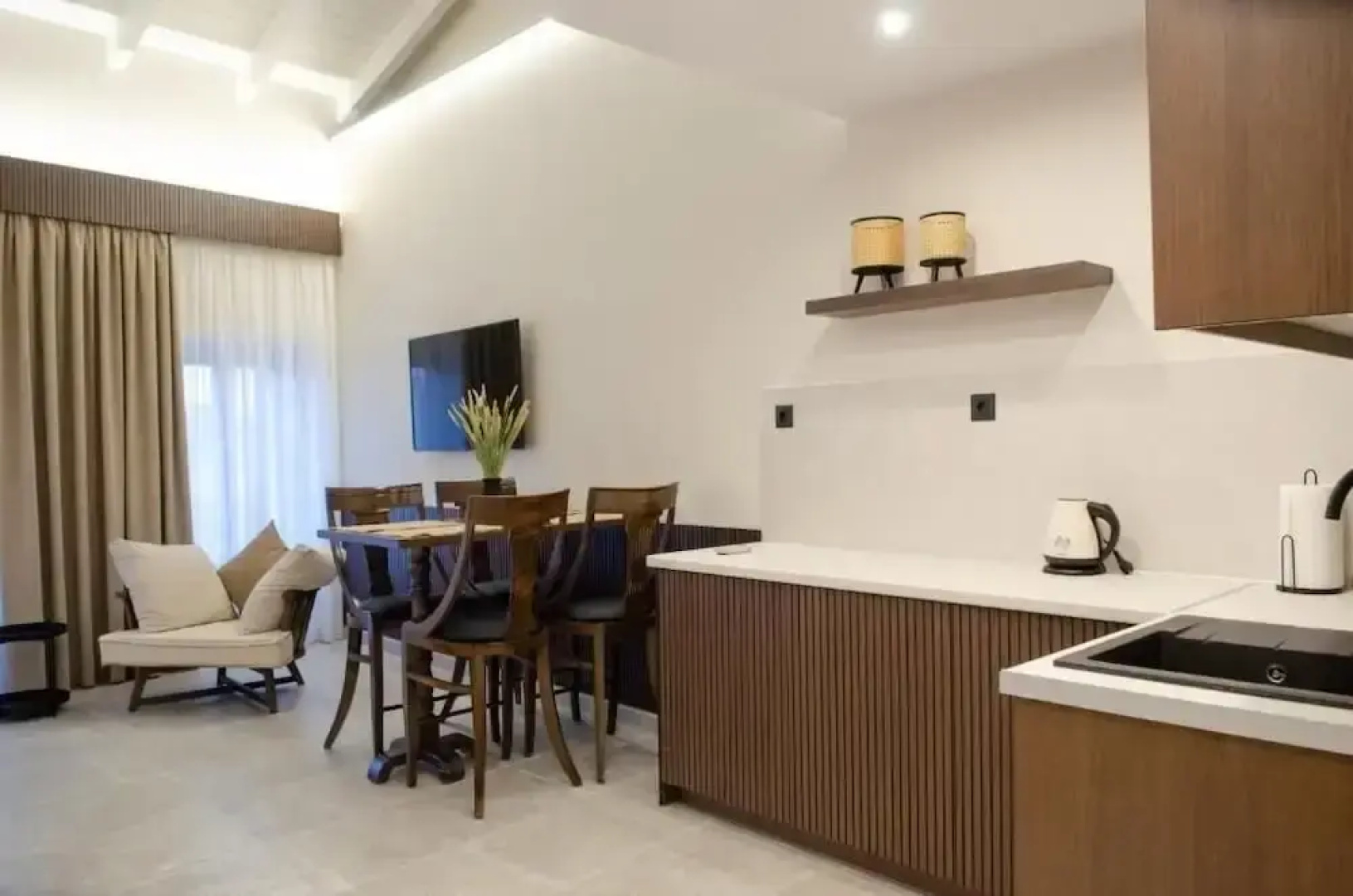 Leone Suites