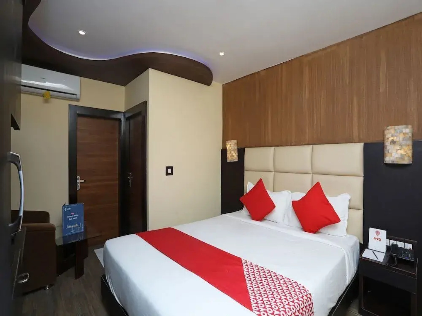 The Dolphin Palace By OYO Rooms