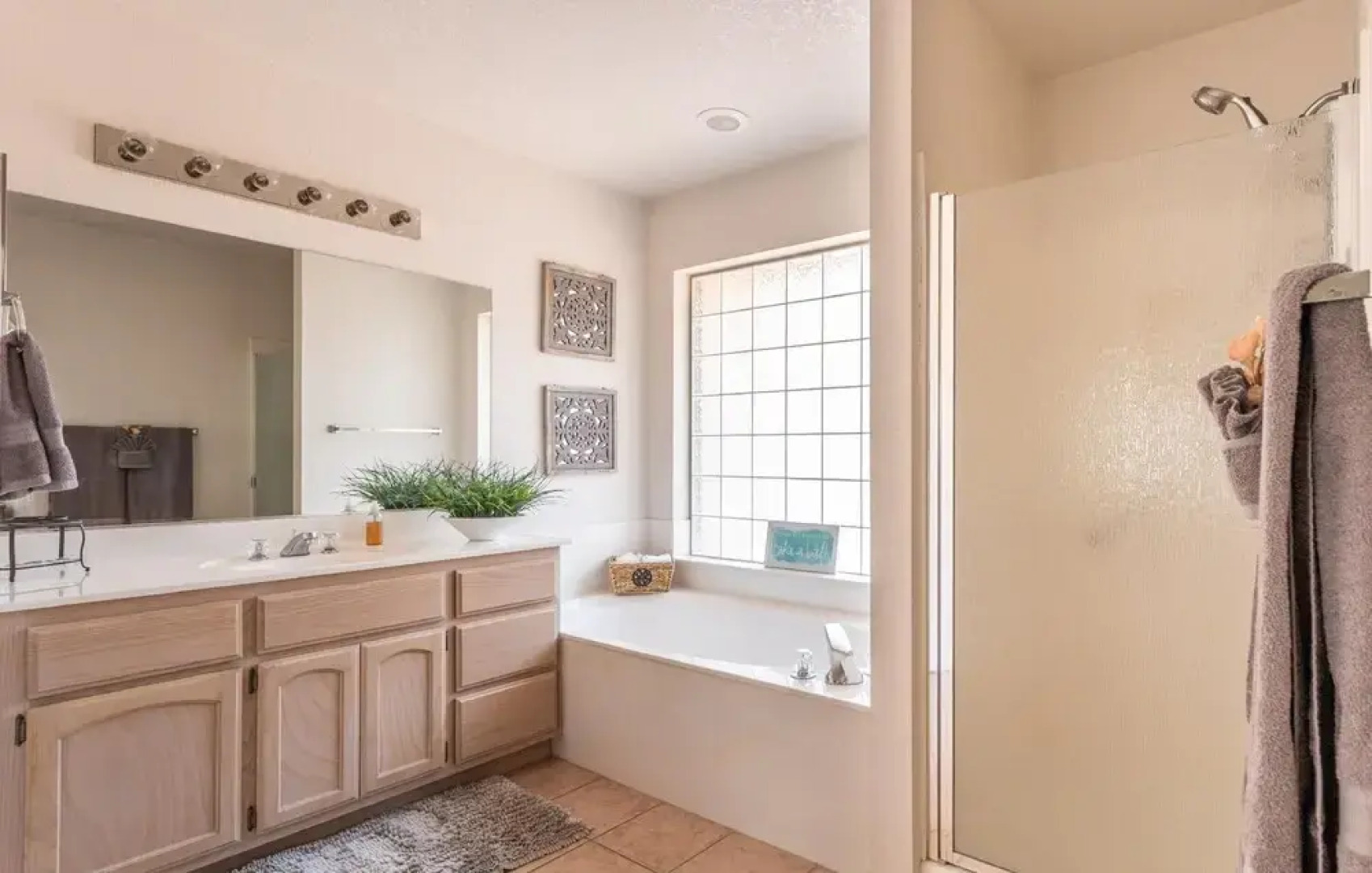 Remodeled-gateway to Red Rocks