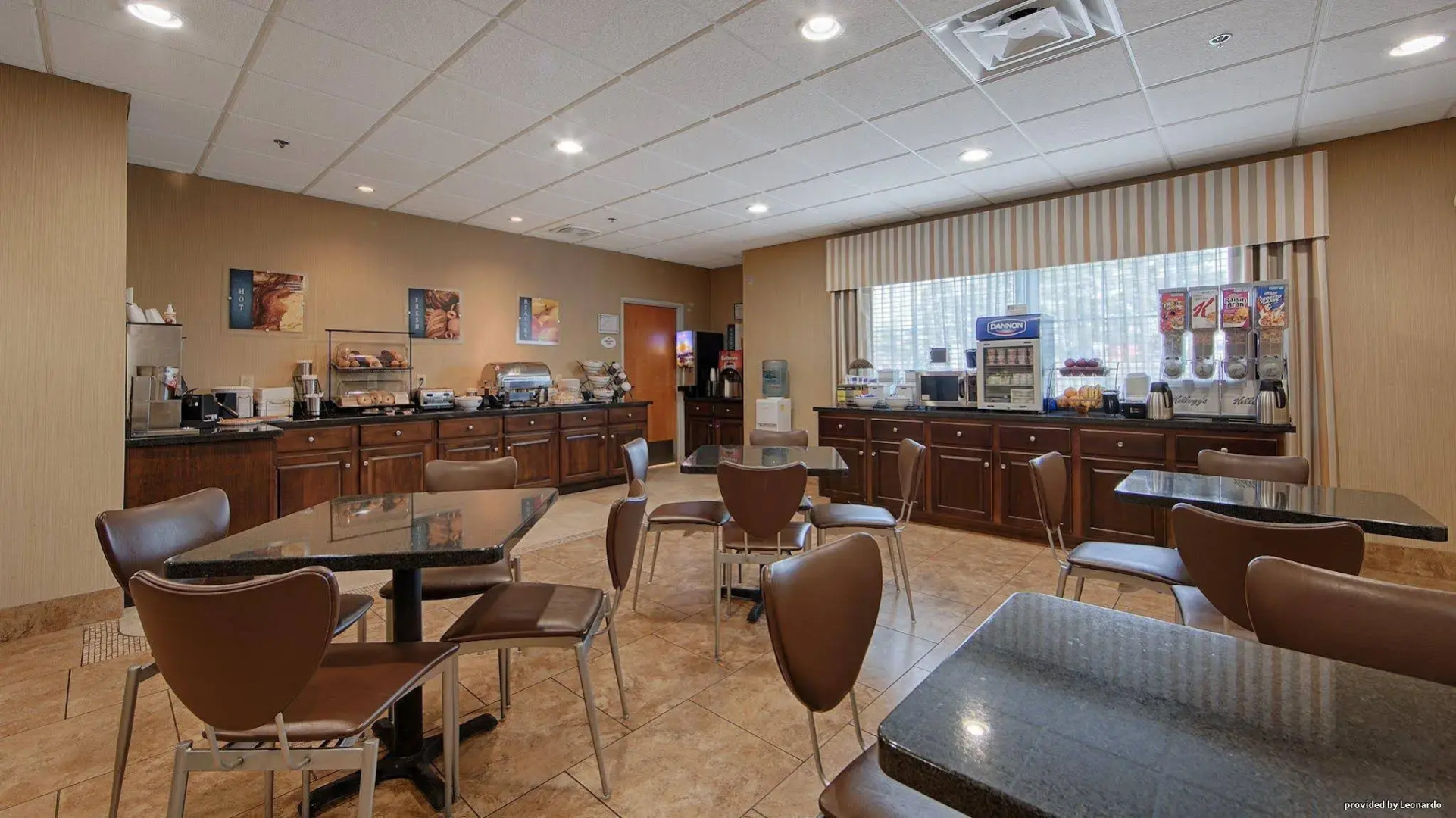 Best Western Plus Brunswick Inn & Suites
