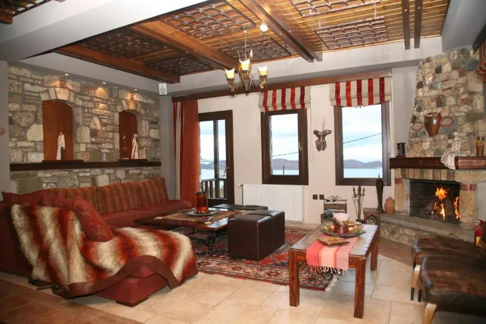 Pandion Boutique Hotel & Suites