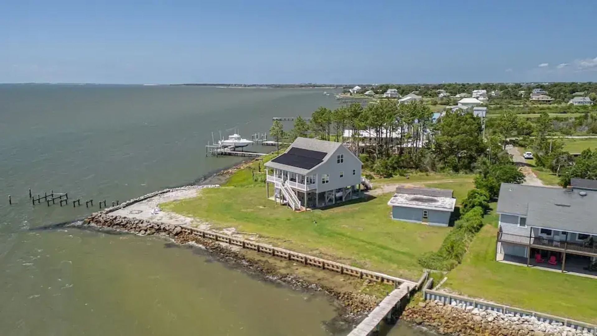 The Point At Marshallberg 3 Bedroom Home by RedAwning