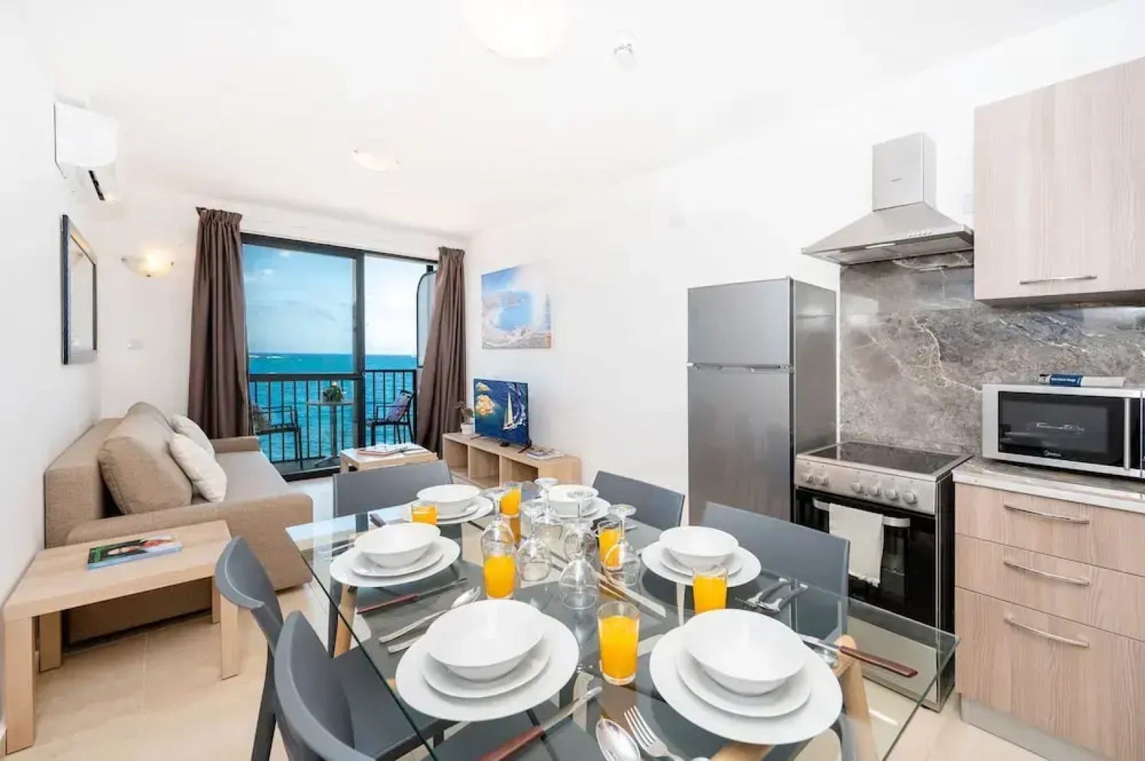 Islet Seafront Family Apartment