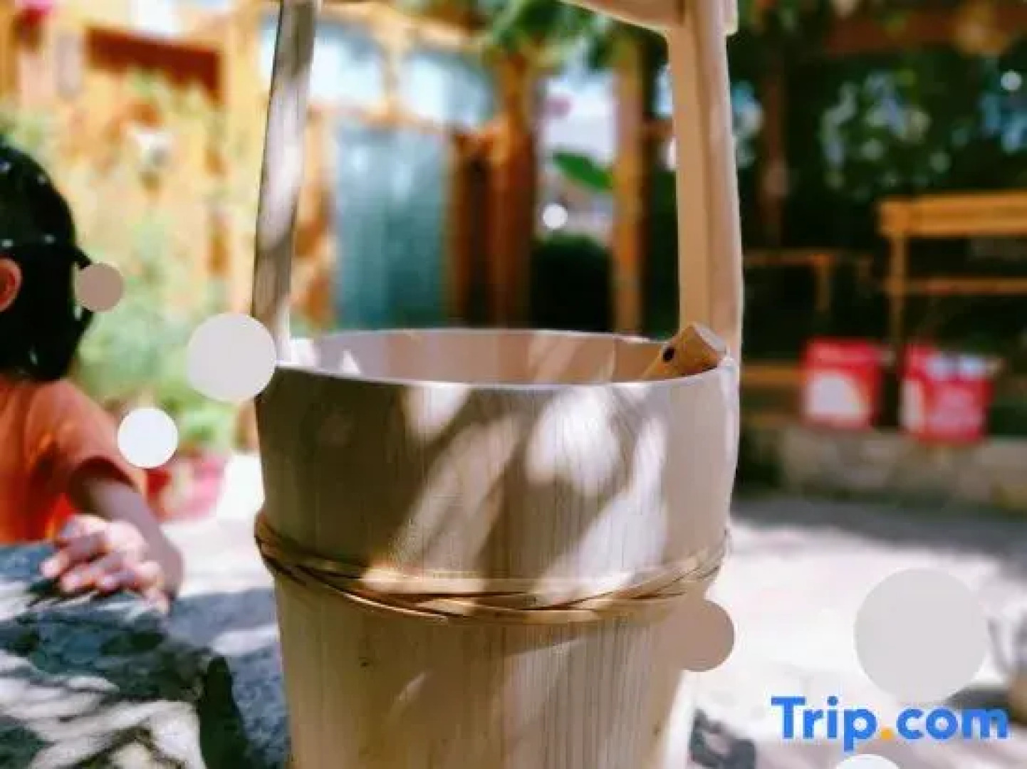 Qiuniang House Lugu Lake