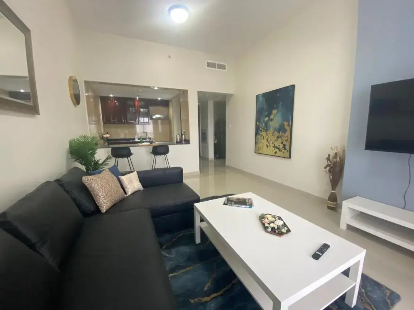 Dreamy Seaview 1 Bed (w. internet/tv/power/water)