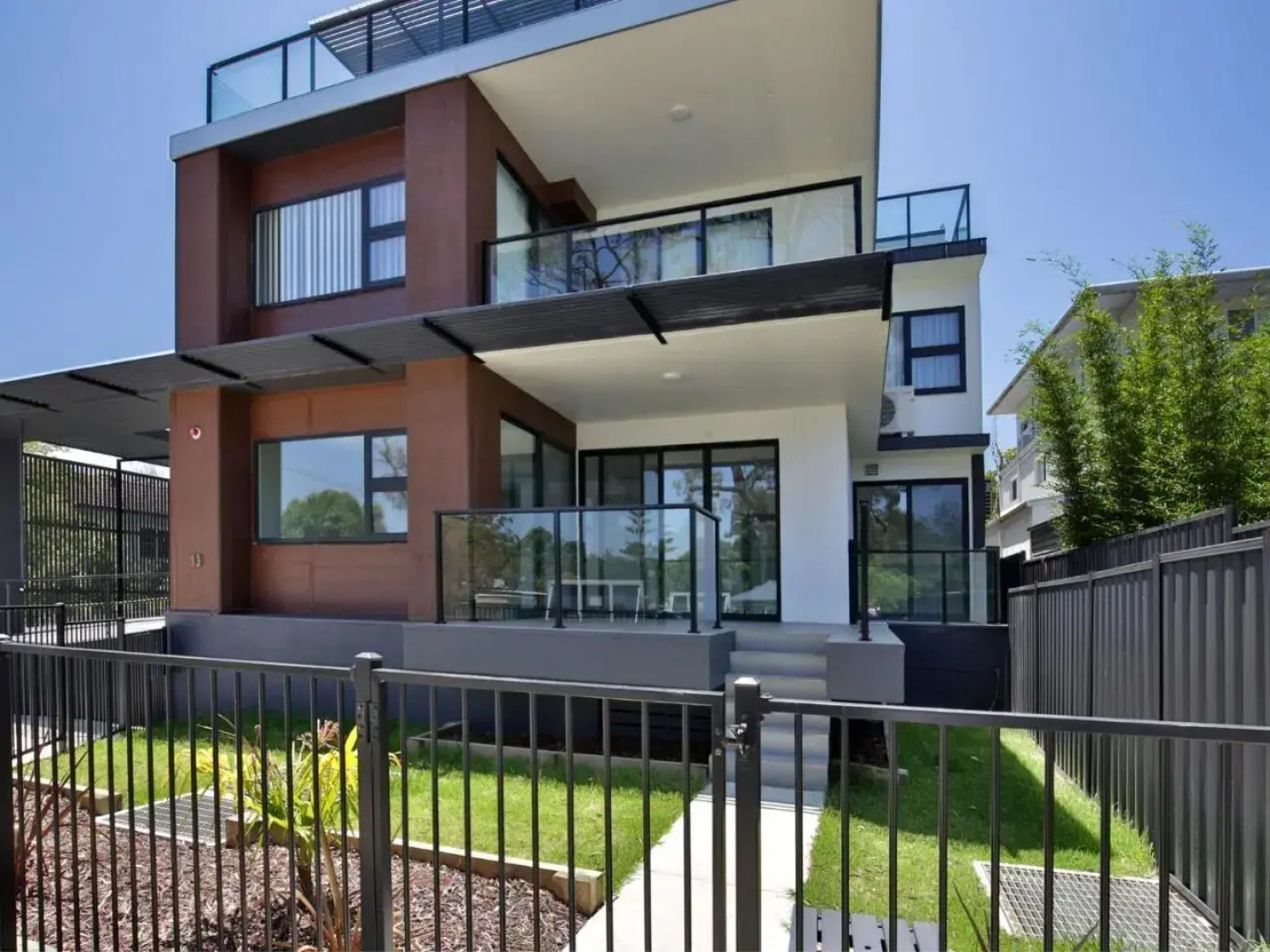 Husky Sands I Pet Friendly I 5 Mins Walk to Beach