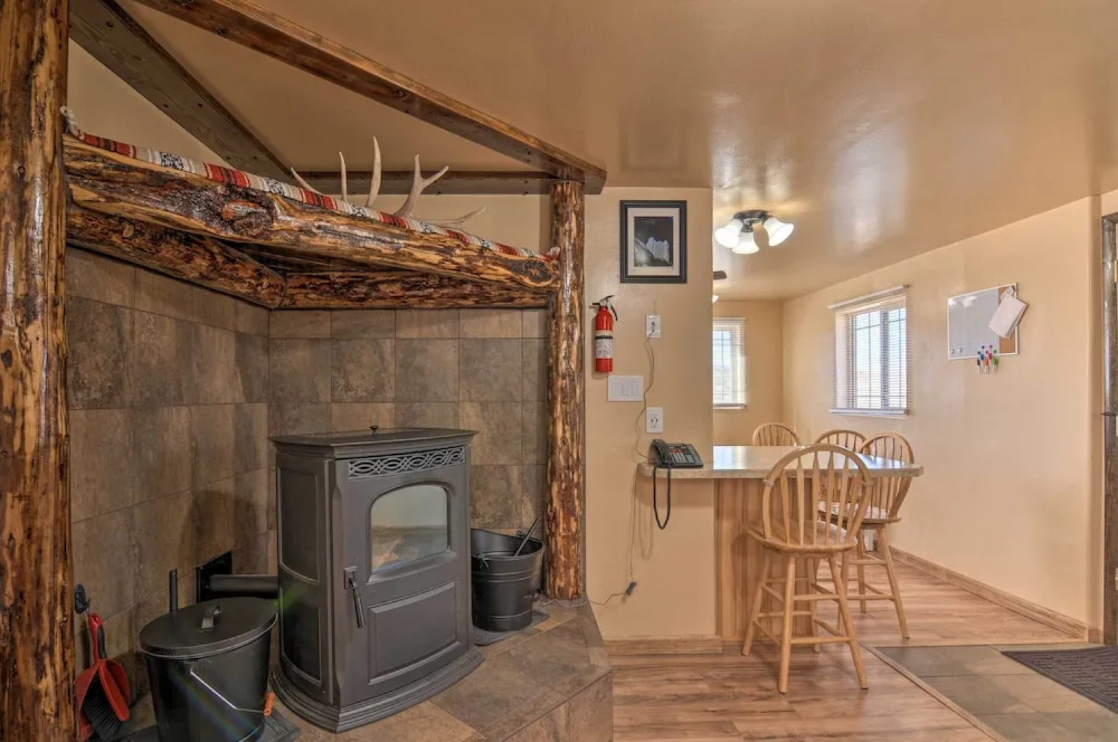 Cozy Home w/ Canyon Views: 2 Mi to Grand Staircase