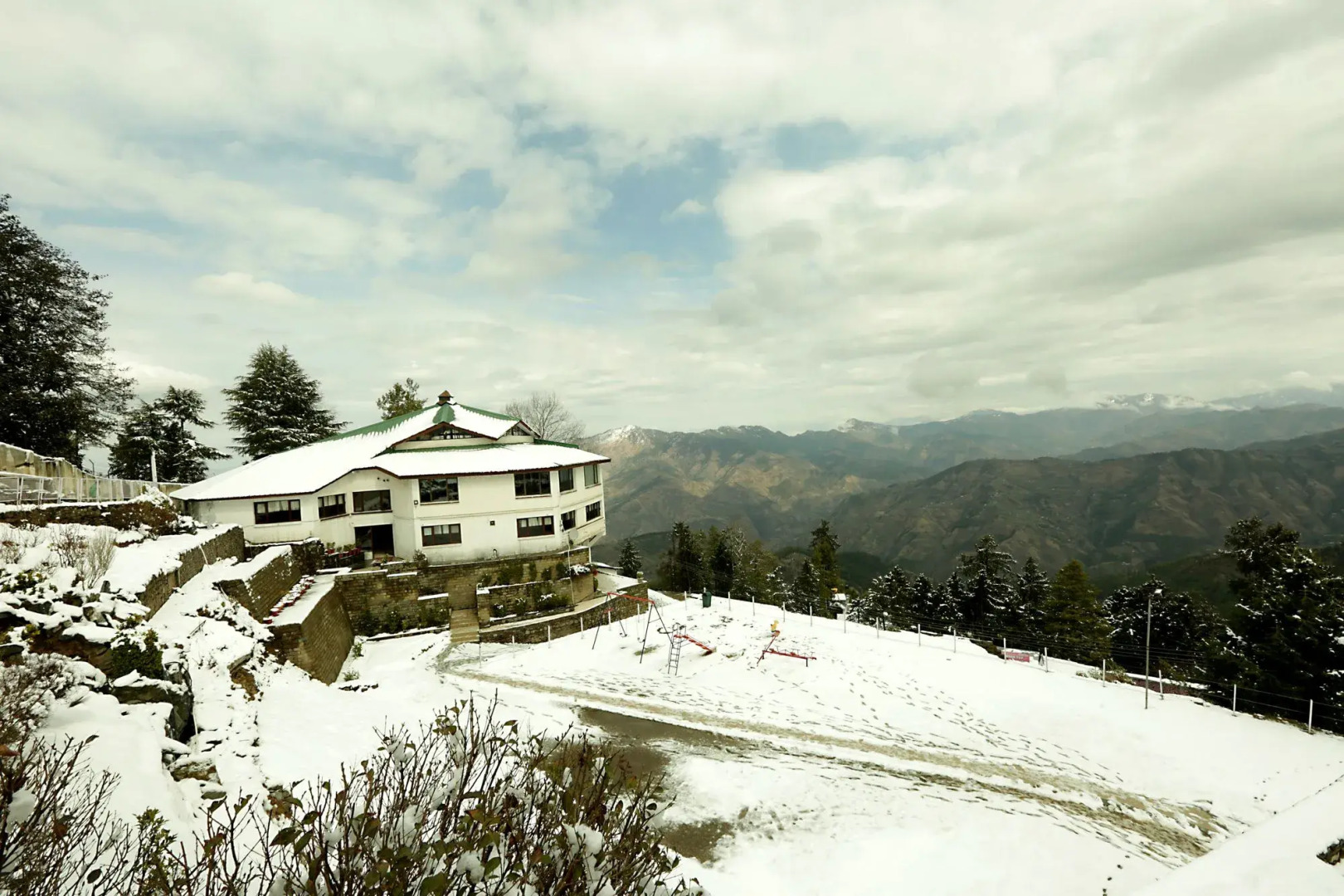 Kufri Heritage Resort & Spa