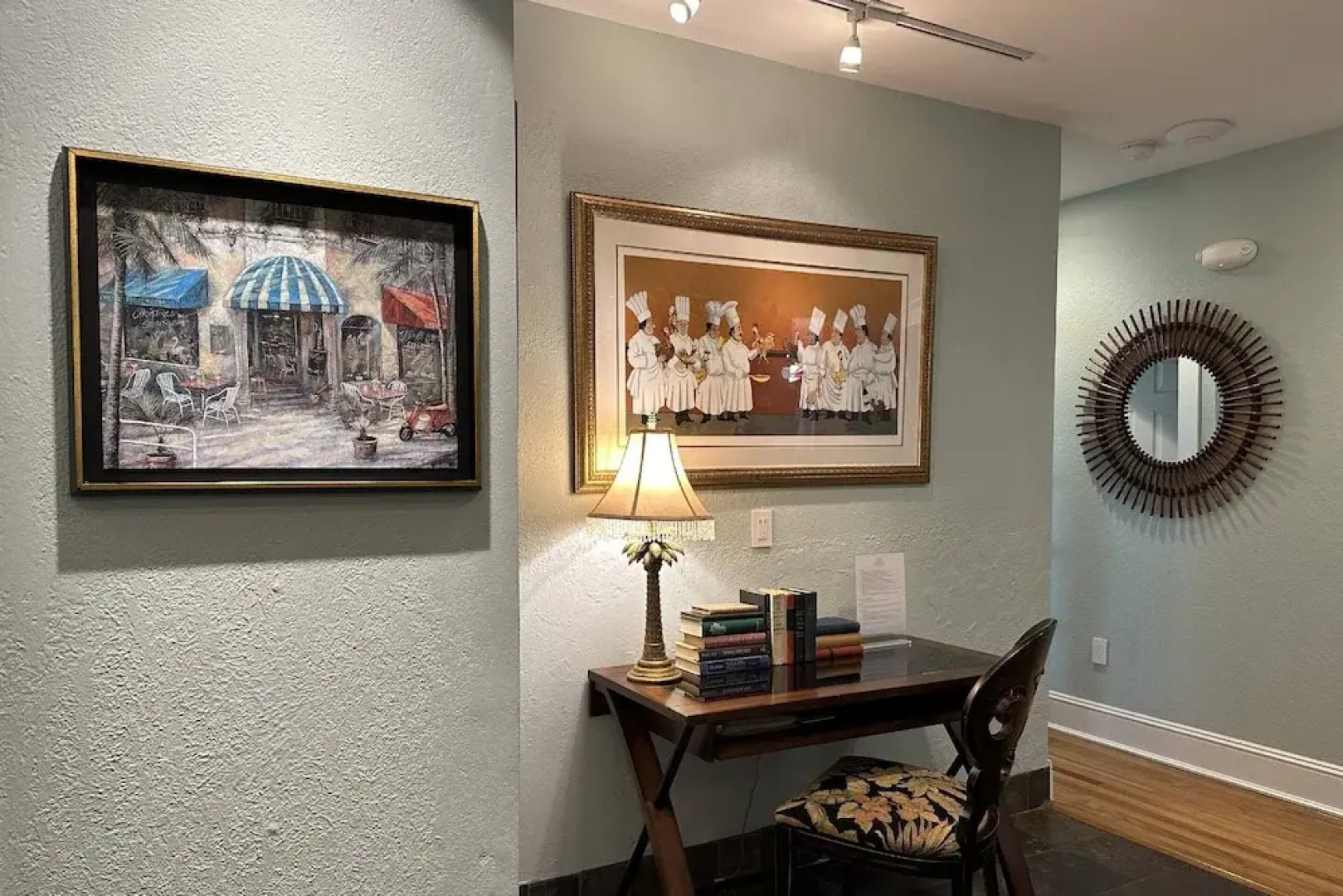 Charleston House, Beach, Shops & Restaurants, Downtown, The Square, Pool