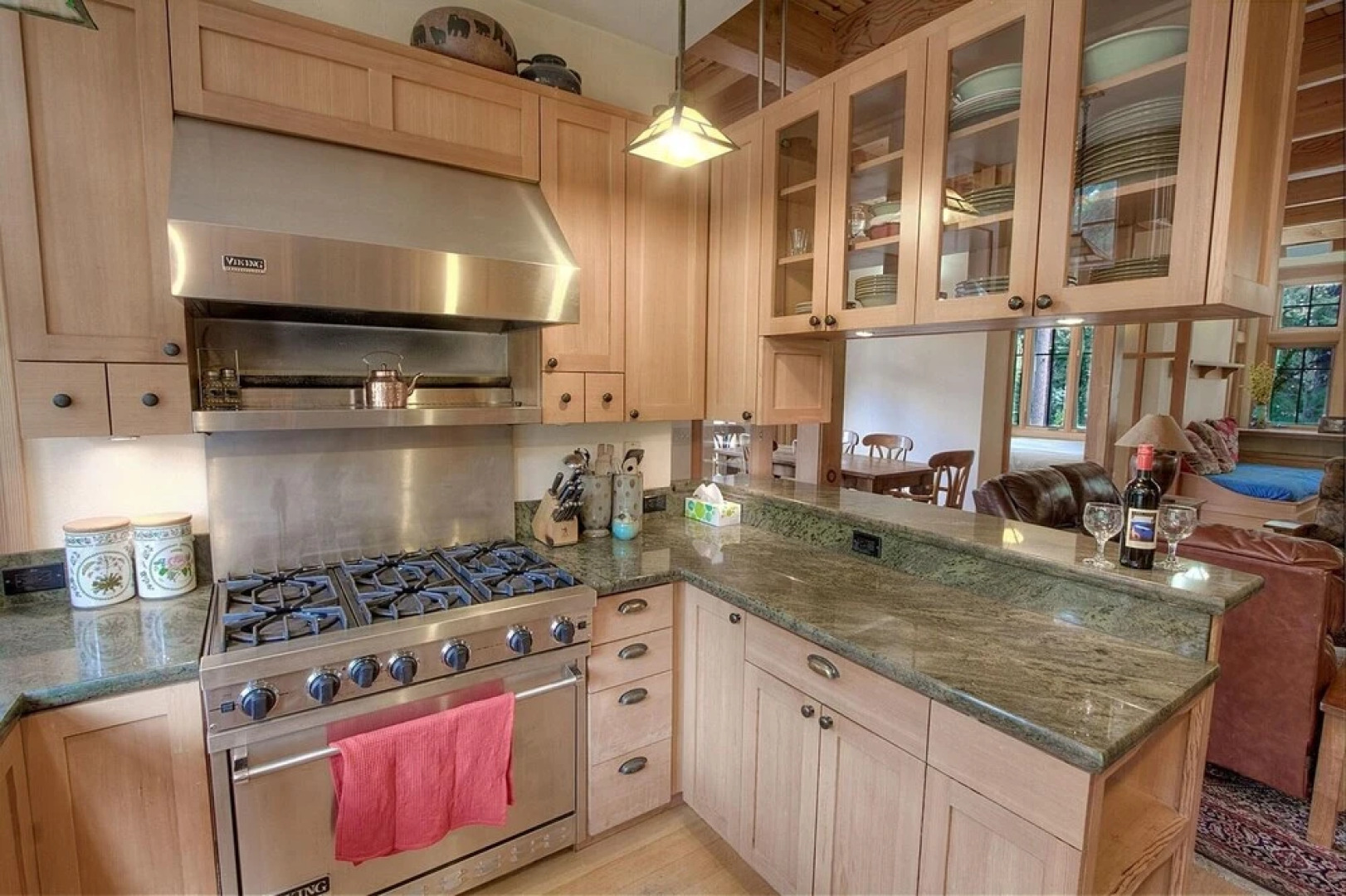 Fallen Leaf Relief 5 Bedroom Home by Redawning