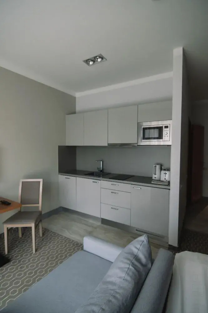 Merepargi ApartHotel & Cafe