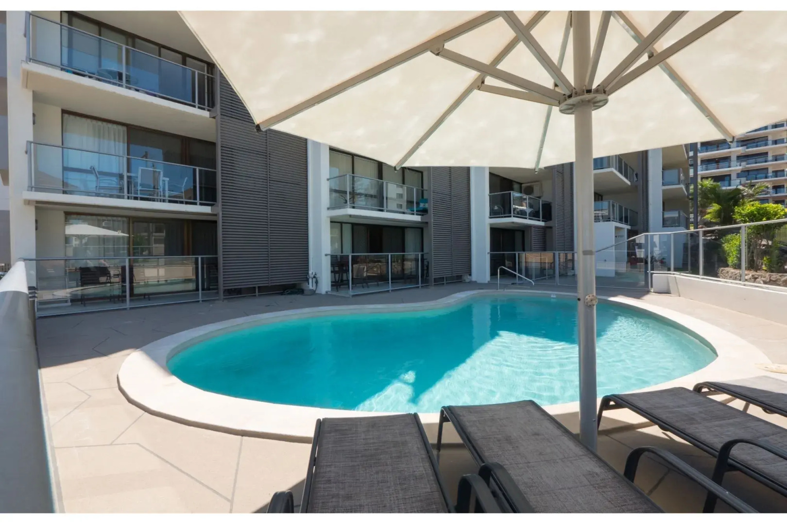 Merrima Court Holidays