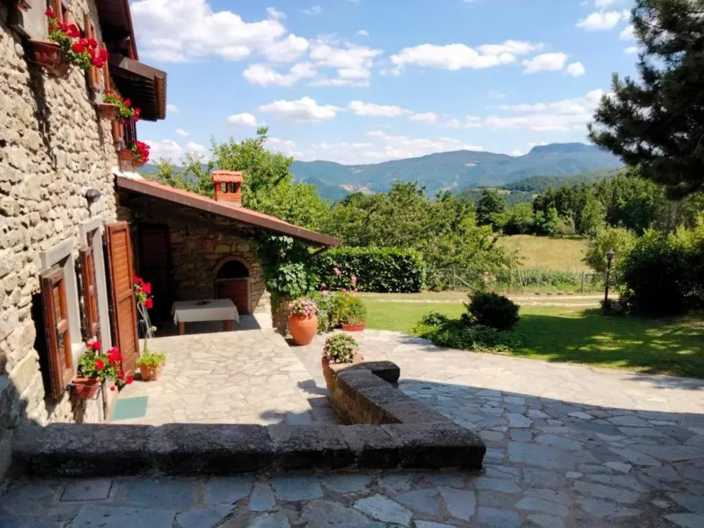 La Sala Vecchia - Lovely Tuscan Holiday house Badia Prataglia, Casentino Valley