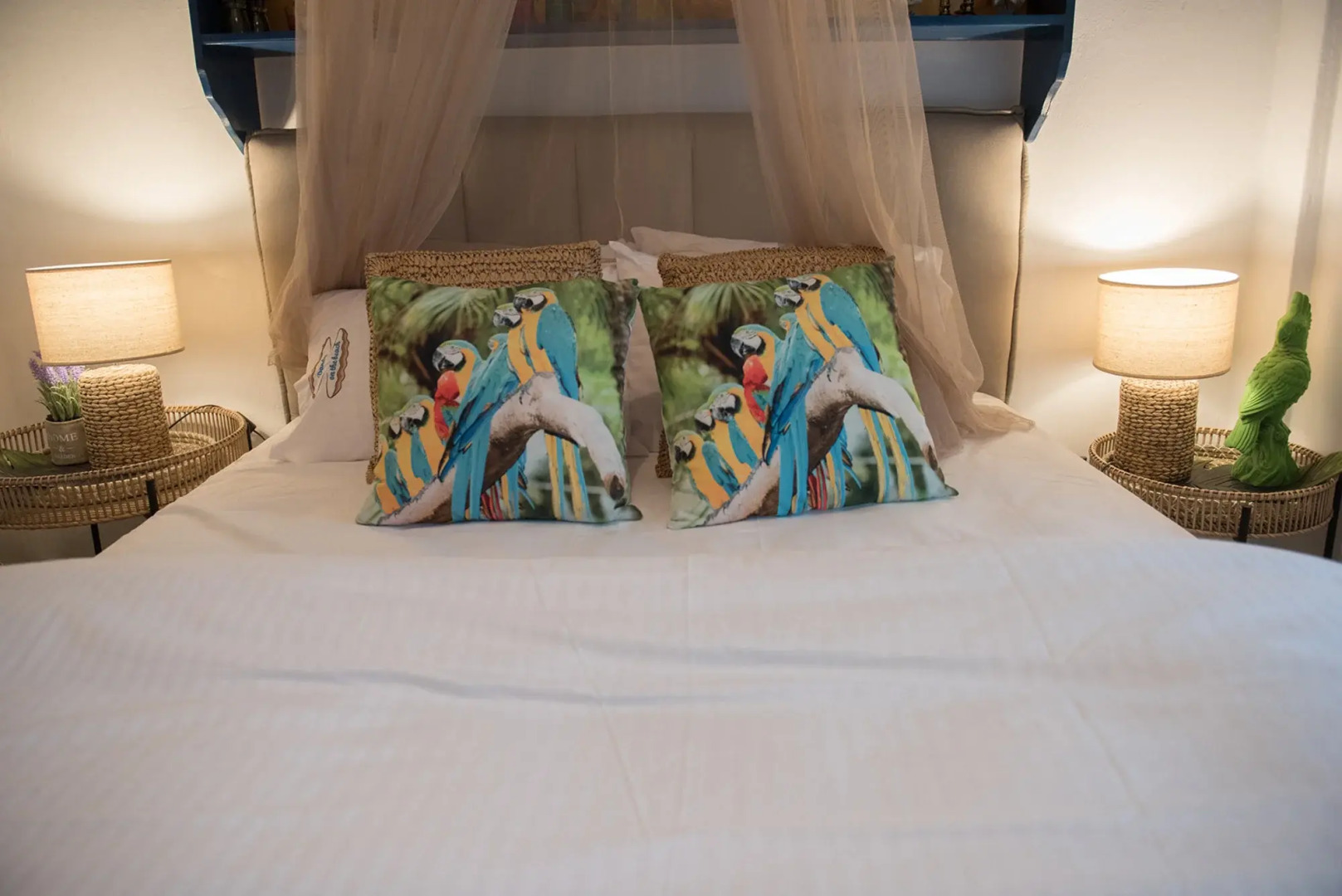 Dandy On The Beach |2-Story Apartment|Open Up Roof