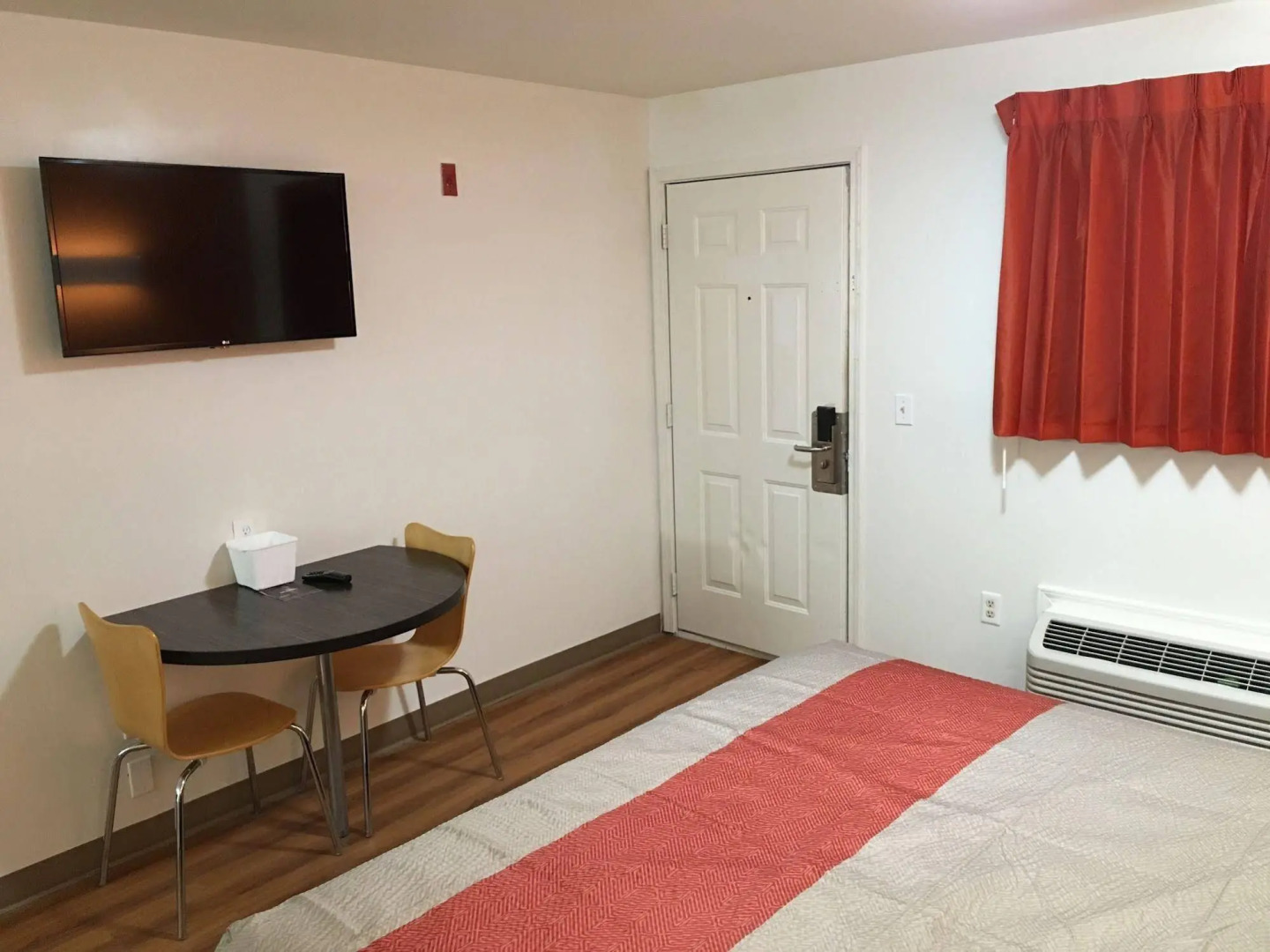 Motel 6 Greenville, SC